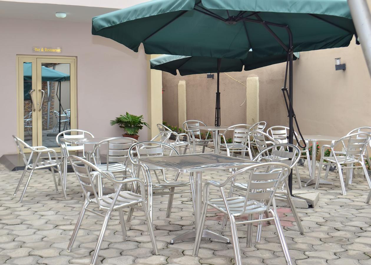 De Rigg Place - Alaka Estate, Surulere ลากอส ภายนอก รูปภาพ