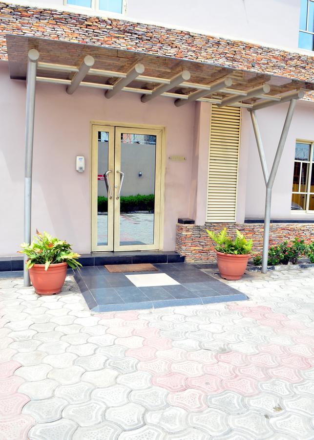 De Rigg Place - Alaka Estate, Surulere ลากอส ภายนอก รูปภาพ