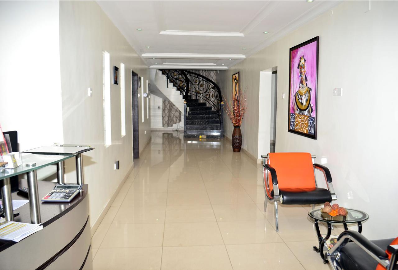 De Rigg Place - Alaka Estate, Surulere ลากอส ภายนอก รูปภาพ